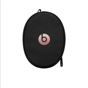 Beats solo 3 wireless ROSE GOLD BRAND NEW